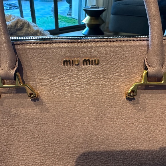 Authentic Miu Miu light pink handbag with authenticity card and dust bag - Picture 8 of 9